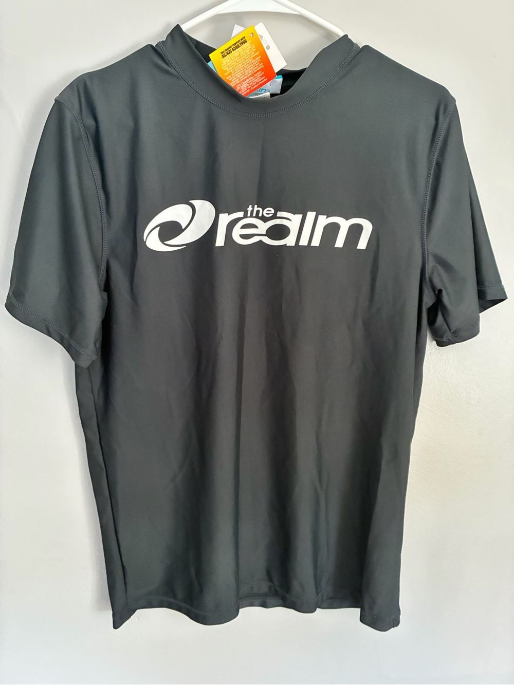 NWT The Realm swim/ surf shirt gray with rashguard